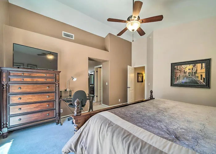 Hot Tub Relaxation & Golfing: Bright Chandler