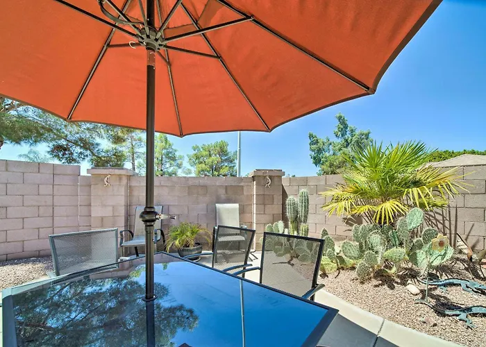 Сasa de vacaciones Hot Tub Relaxation & Golfing: Bright Chandler